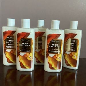 Brand new set of 5 Scent Worx amber driftwood body lotion